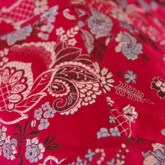 Traditional Chinese Padded Jacket Pink Silk Asian Jacket w/ Blue Accents - Picture 9 of 14